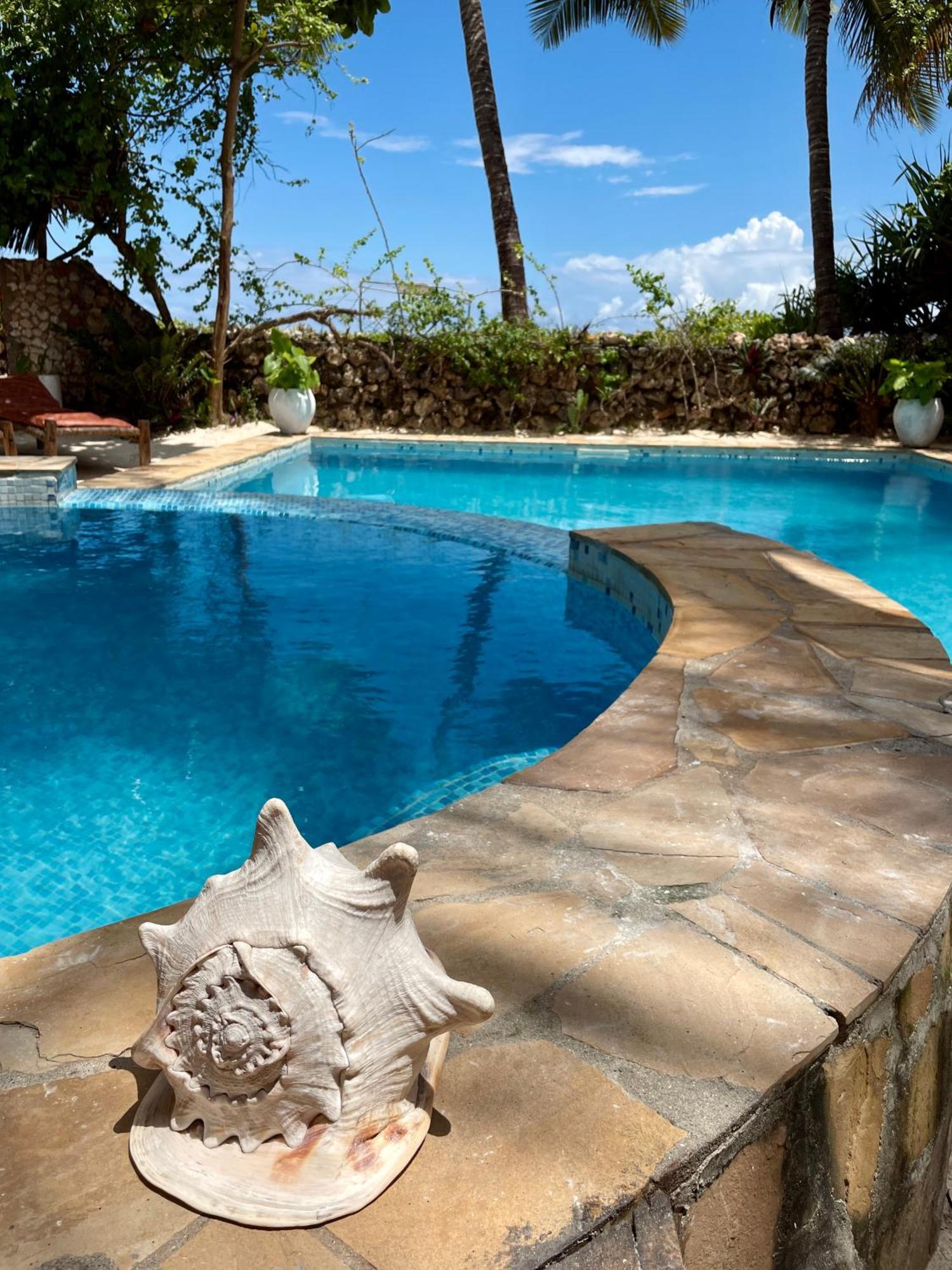 Villa Kipara - Private Beach & Pool Pwani Mchangani Dış mekan fotoğraf