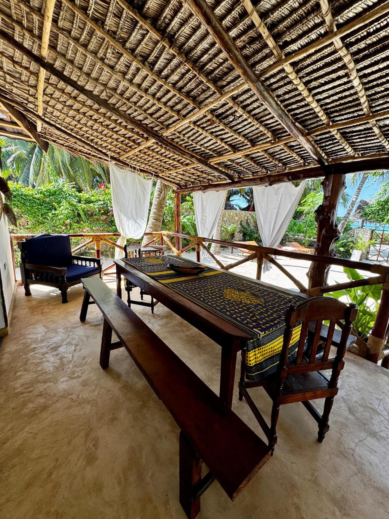 Villa Kipara - Private Beach & Pool Pwani Mchangani Dış mekan fotoğraf